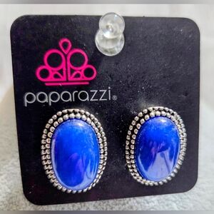 Small paparazzi Electric Blue Oval Cabochon Earrings